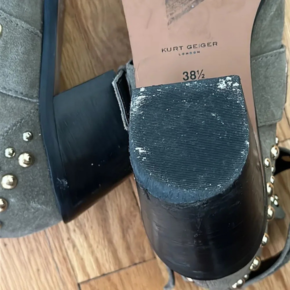 Kurt Geiger Sybil khaki suede studded ankle bootiegreat pre owned condition - Picture 10 of 12